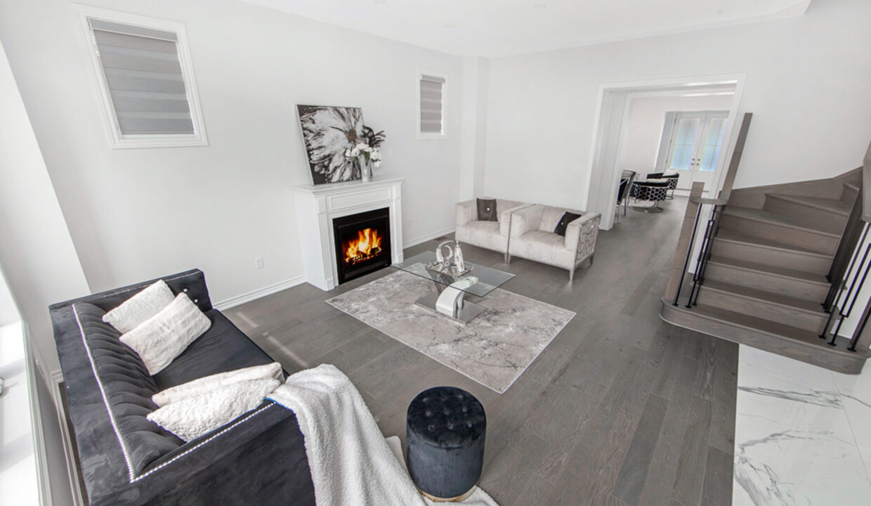 20 Olerud Drive Whitby - SJ-MLS_007