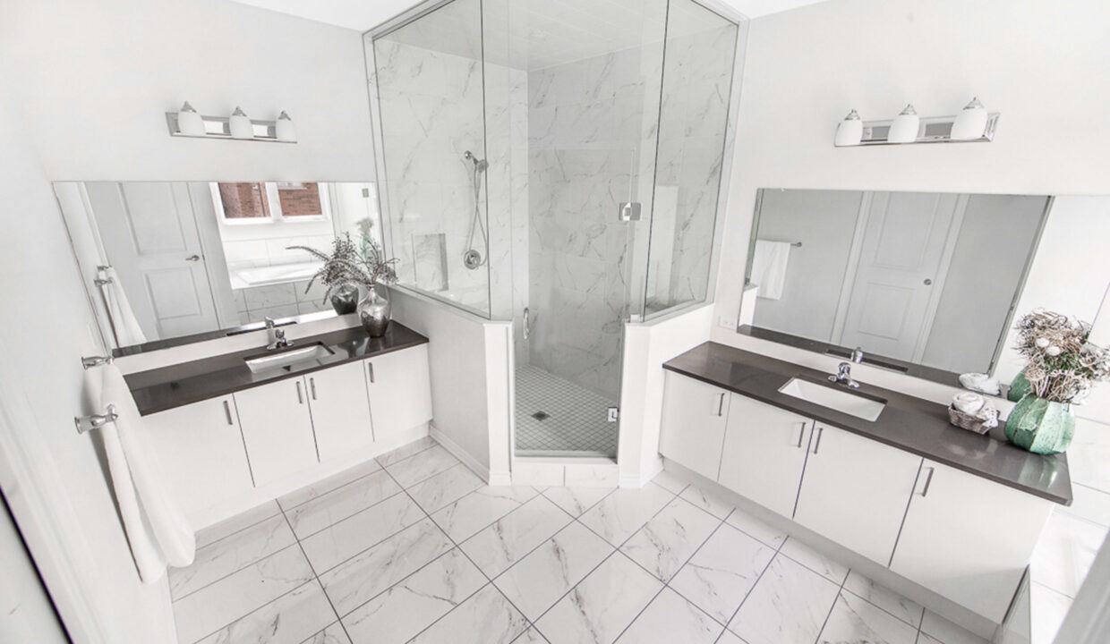 20 Olerud Drive Whitby - SJ-MLS_015