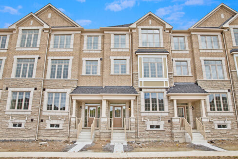 3456 Denison Street Unit-68 Markham - SJ-MLS_001